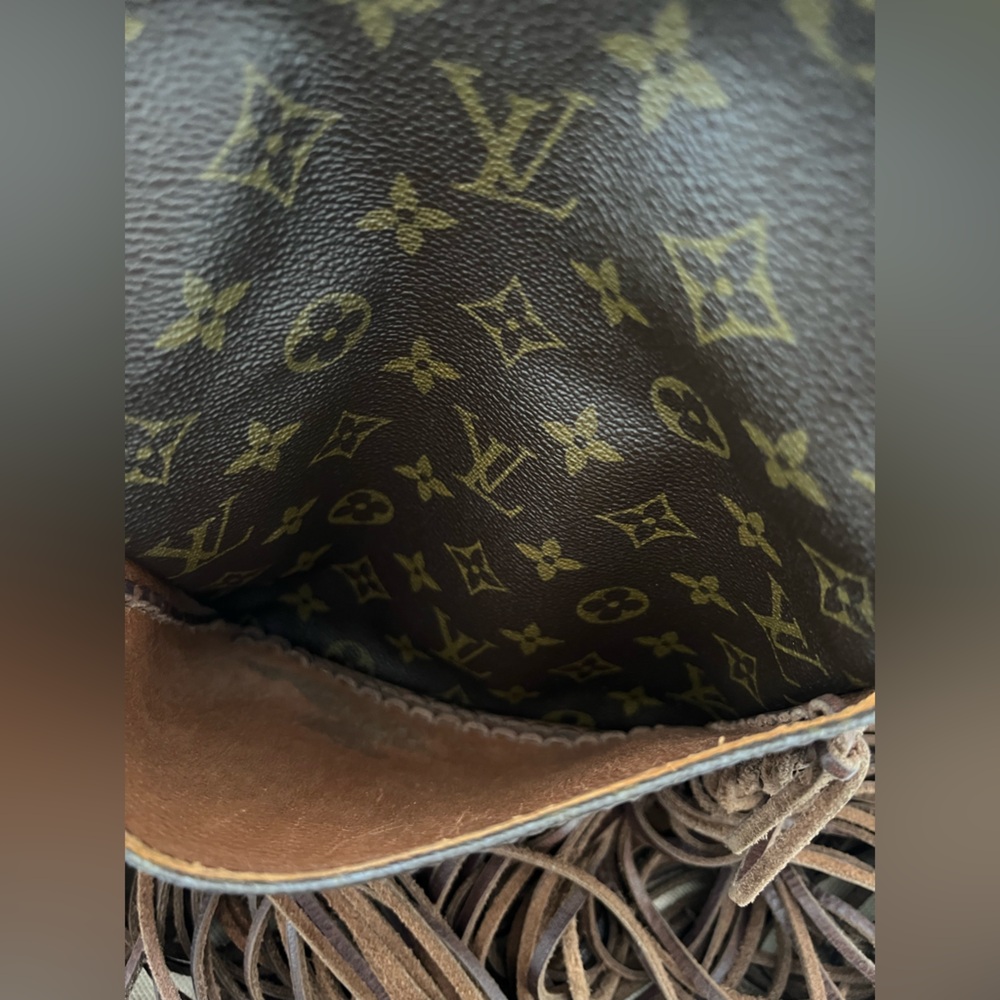Louis Vuitton Monogram Marceau Fringe Crossbody - Vintage Boho Bags - Picture 9 of 15